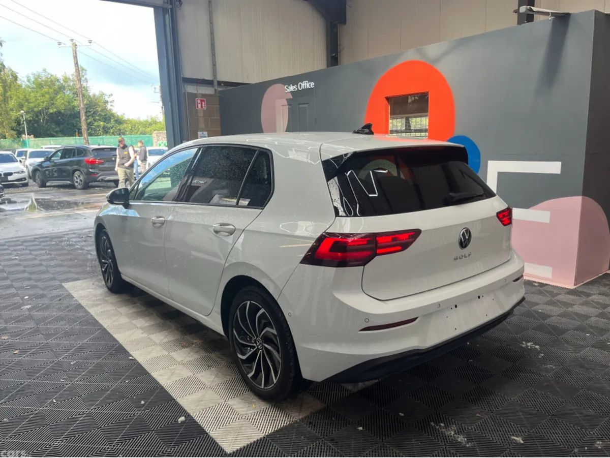 Volkswagen Golf Hatchback, Diesel, 2022, White