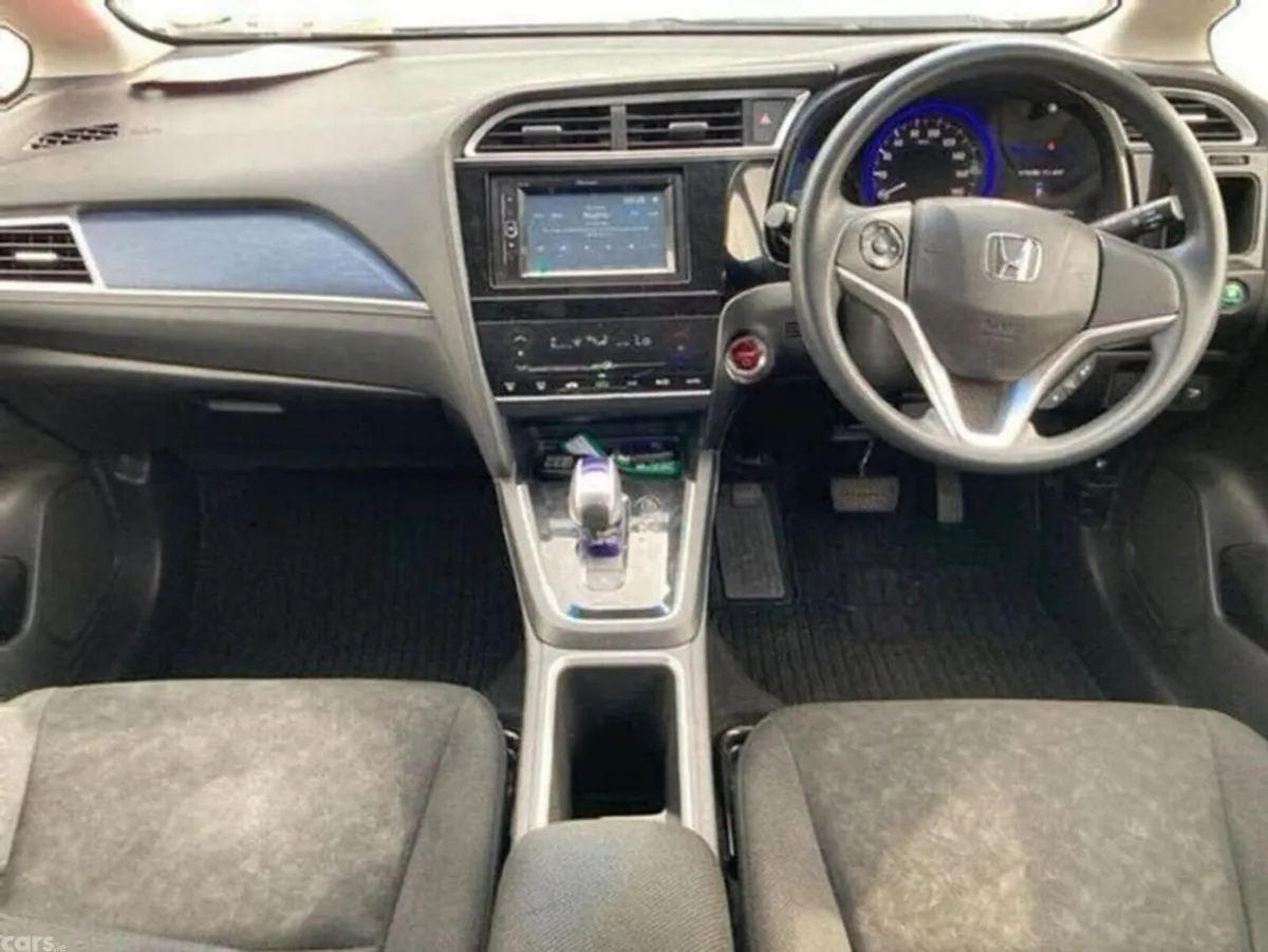 Honda Shuttle Estate, Petrol Hybrid, 2016, Black