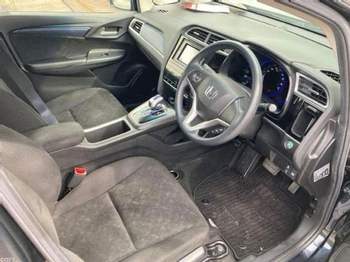Honda Shuttle Estate, Petrol Hybrid, 2016, Black