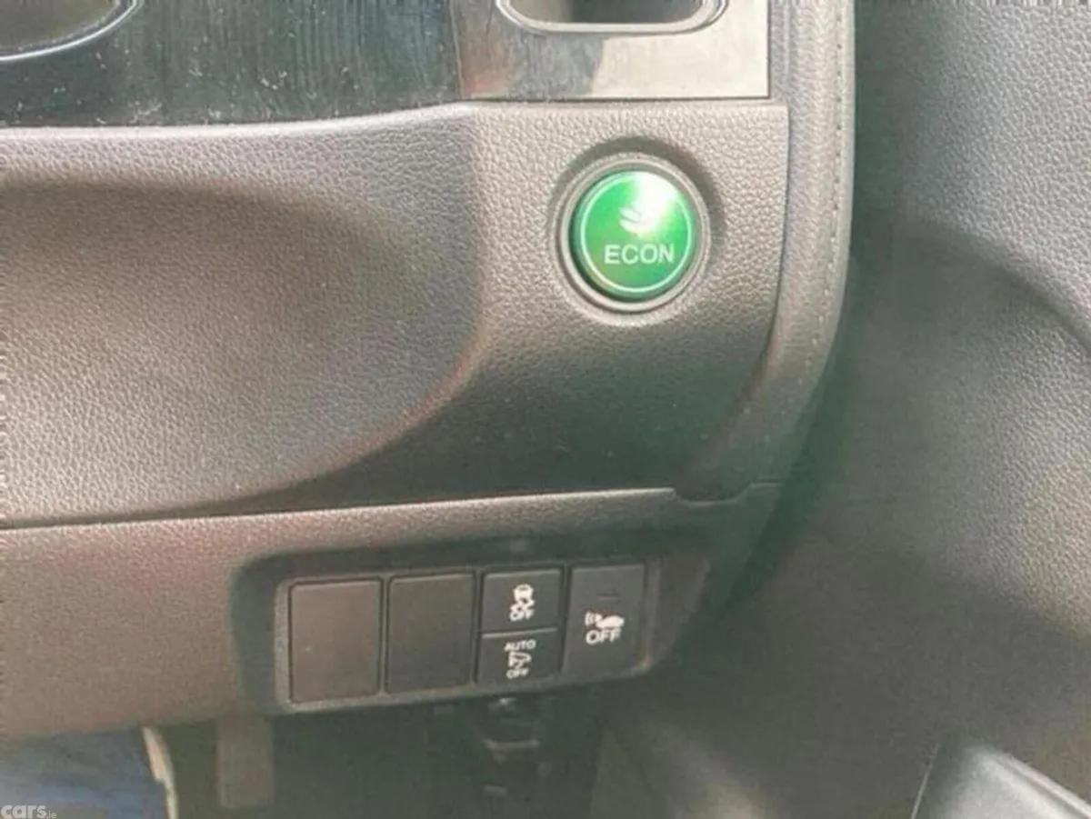 Honda Shuttle Estate, Petrol Hybrid, 2016, Black