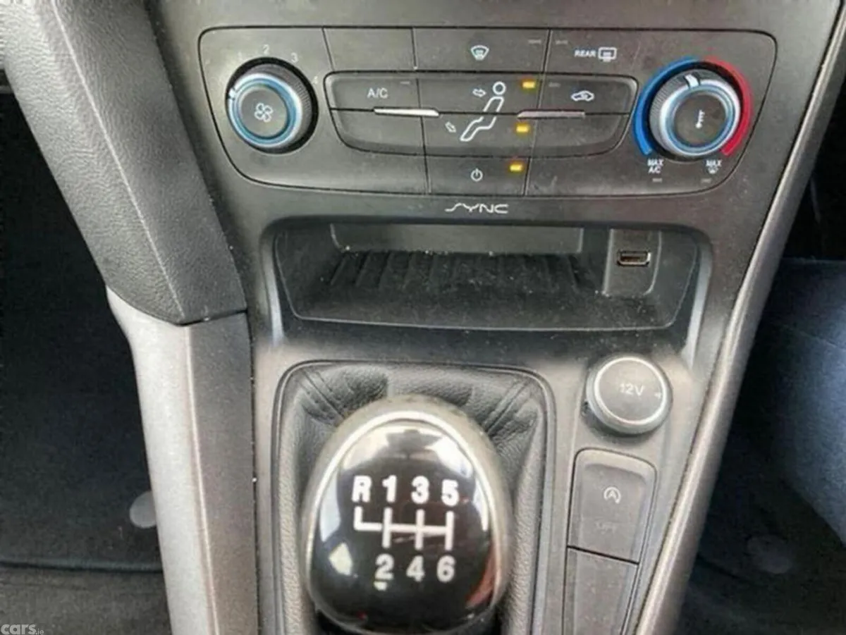 Ford Focus Hatchback, Diesel, 2018, Black