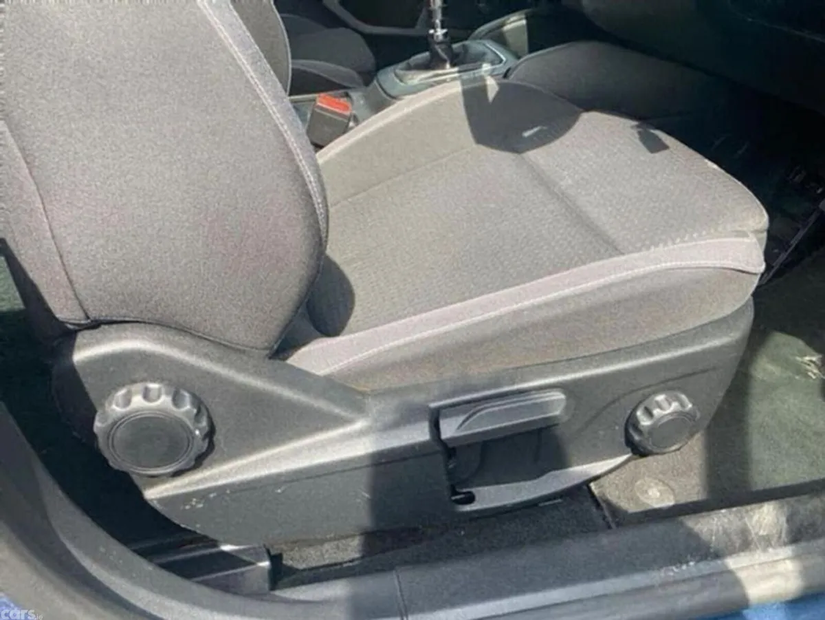 Ford Focus Estate, Diesel, 2019, Blue