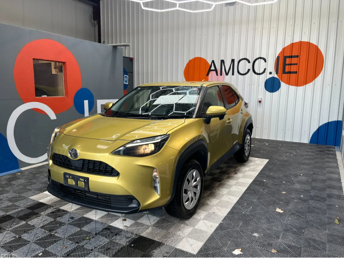 Toyota Yaris Cross SUV, Petrol, 2021, Gold