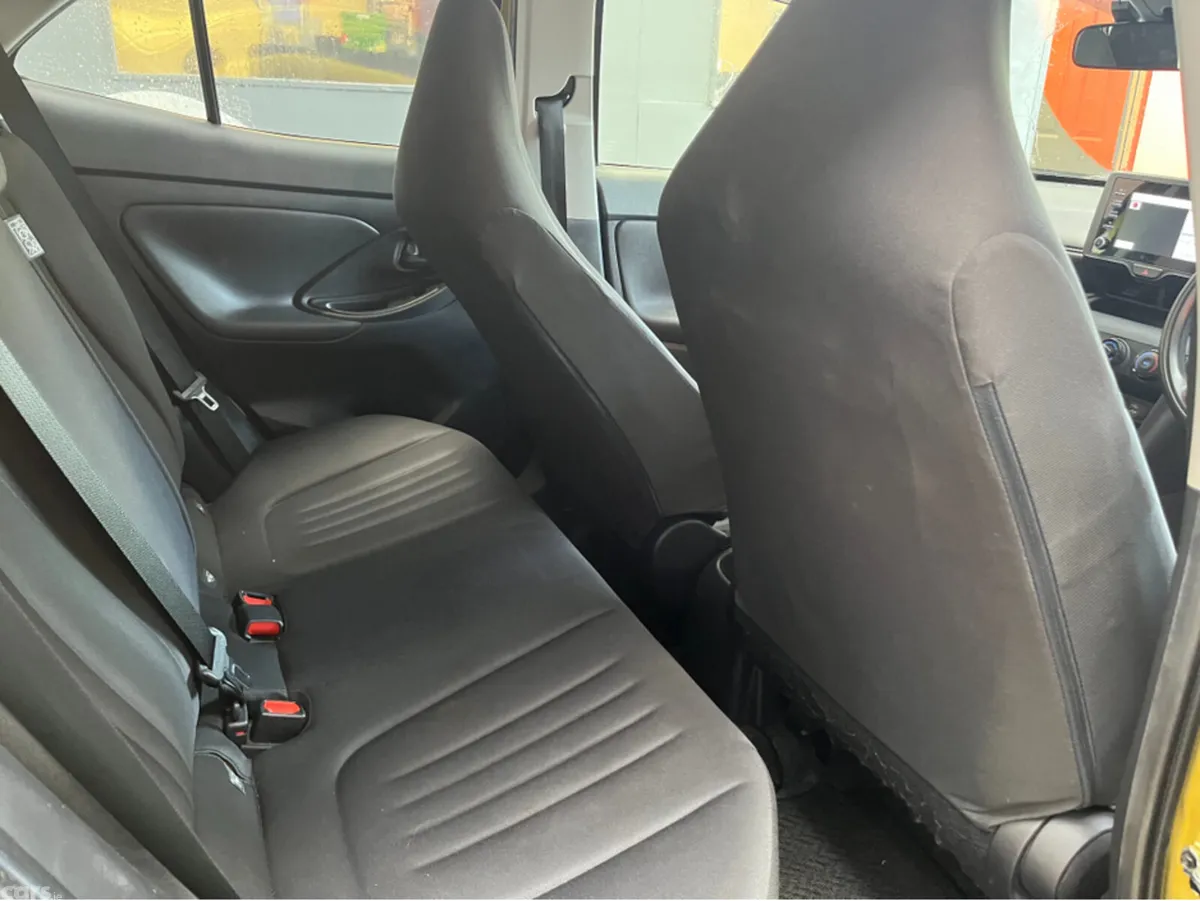 Toyota Yaris Cross SUV, Petrol, 2021, Gold