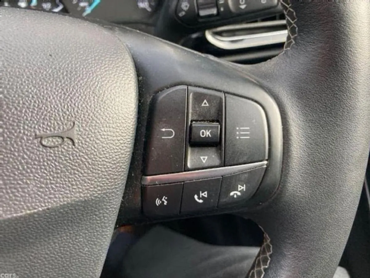 Ford Fiesta Hatchback, Petrol, 2020, Red