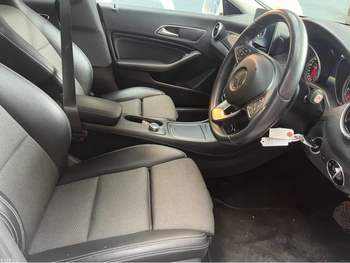 Mercedes-Benz CLA Saloon, Petrol, 2017, White