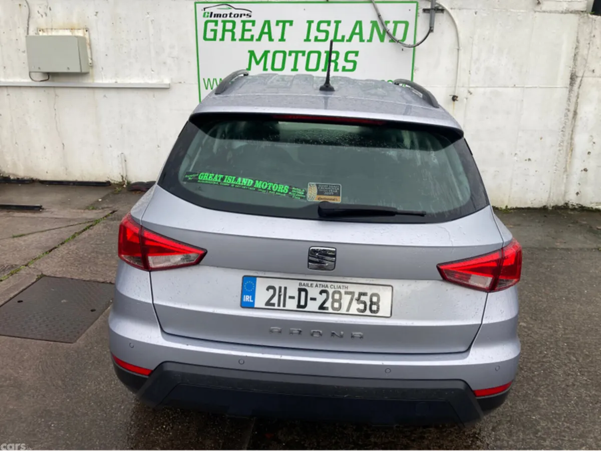 SEAT Arona Hatchback, Petrol, 2021, Grey