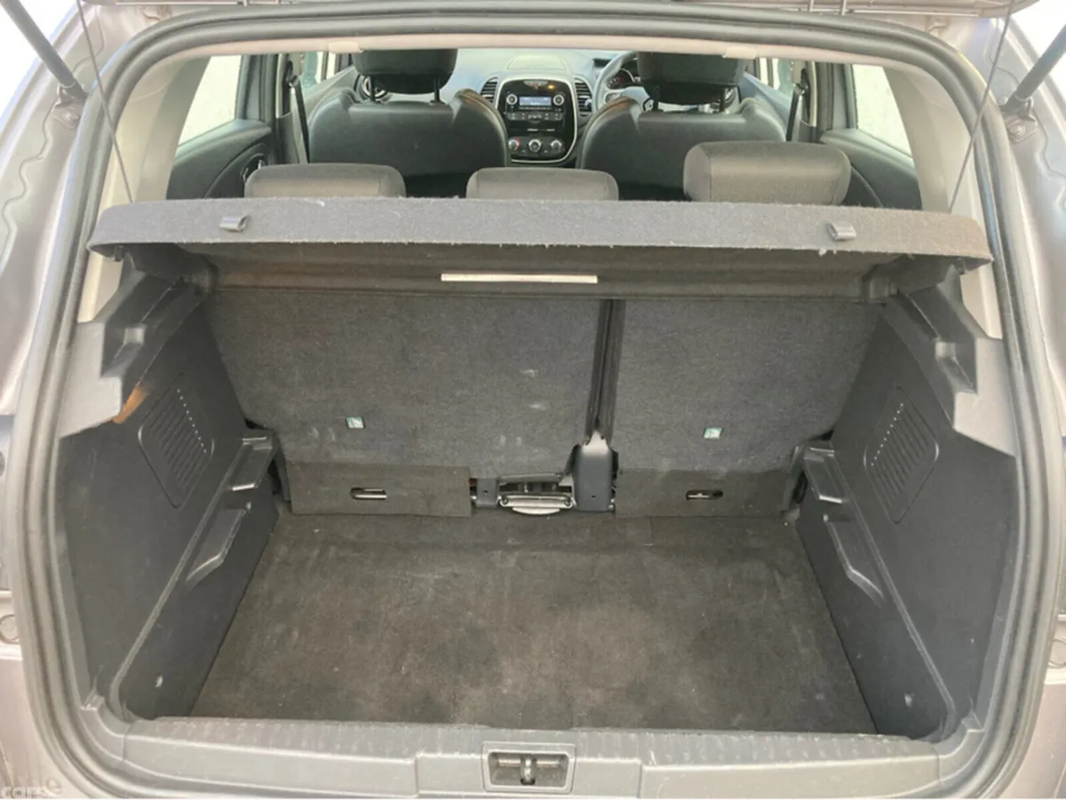 Renault Captur Hatchback, Petrol, 2019, Grey