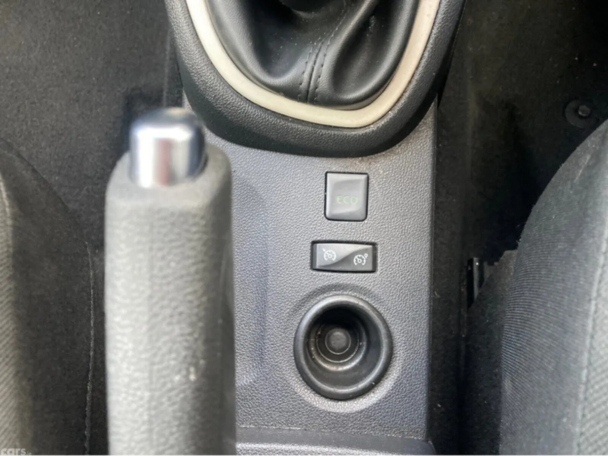 Renault Captur Hatchback, Petrol, 2019, Grey
