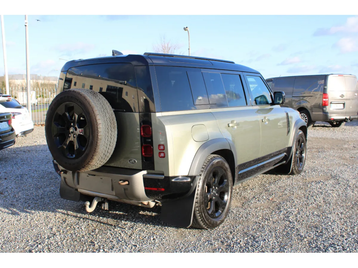 Land Rover Defender SUV, Petrol Hybrid, 2022, Green