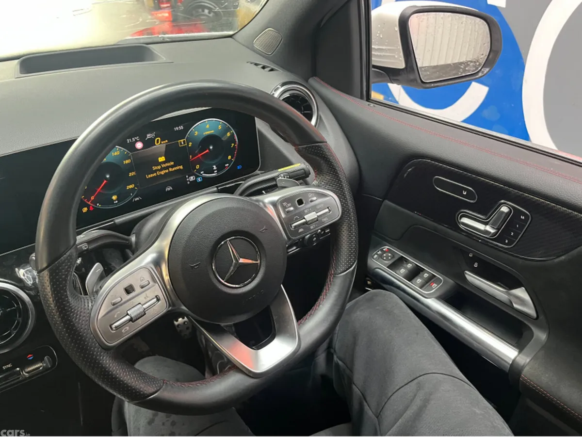Mercedes-Benz B-Class MPV, Petrol, 2019, White