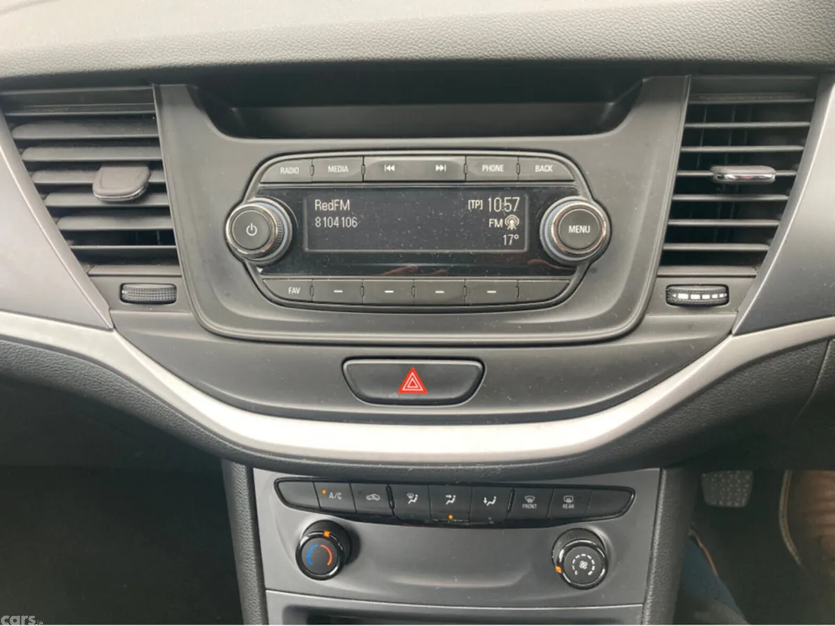 Opel Astra Hatchback, Petrol, 2019, Black