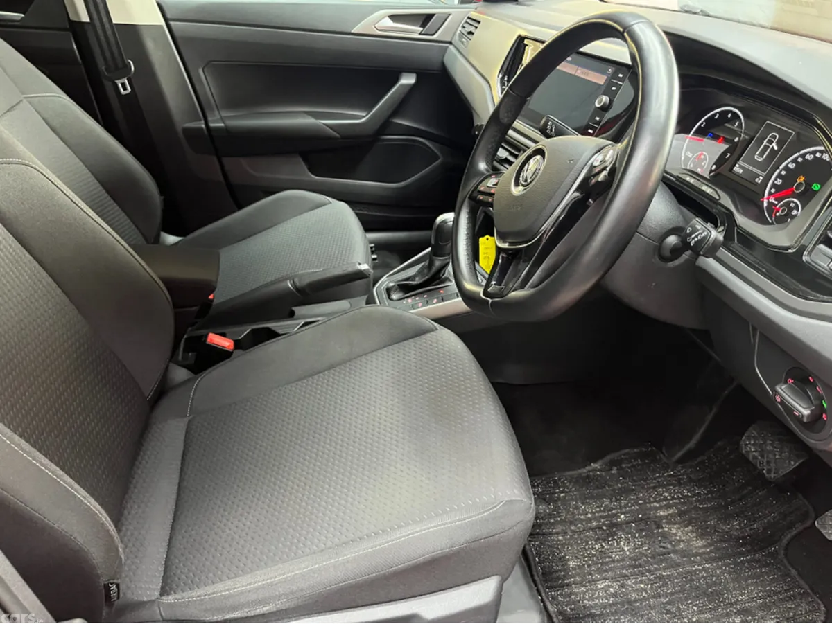 Volkswagen Polo Hatchback, Petrol, 2020, Red