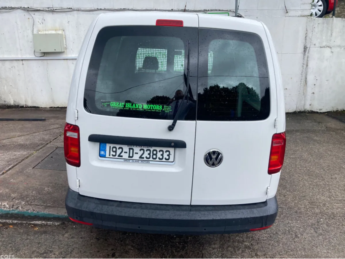 Volkswagen Caddy Hatchback, Diesel, 2019, White