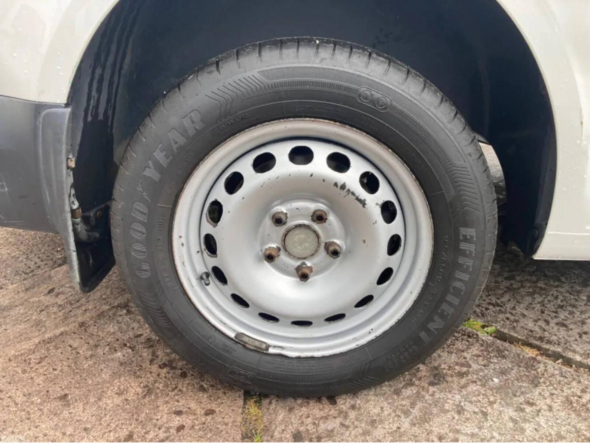 Volkswagen Caddy Hatchback, Diesel, 2019, White