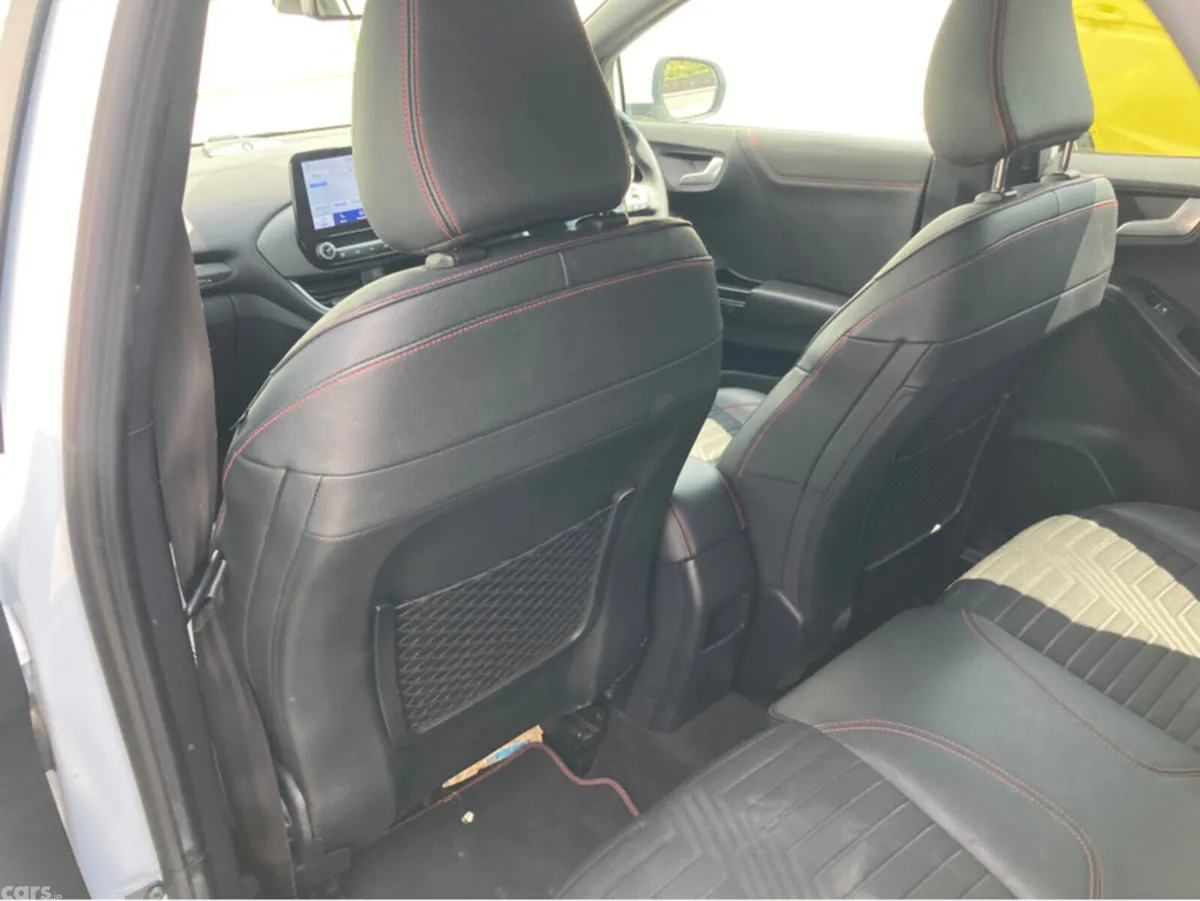 Ford Puma Hatchback, Petrol, 2021, White