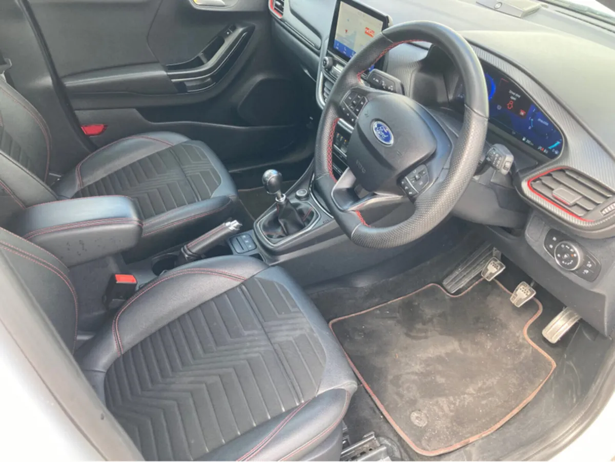 Ford Puma Hatchback, Petrol, 2021, White