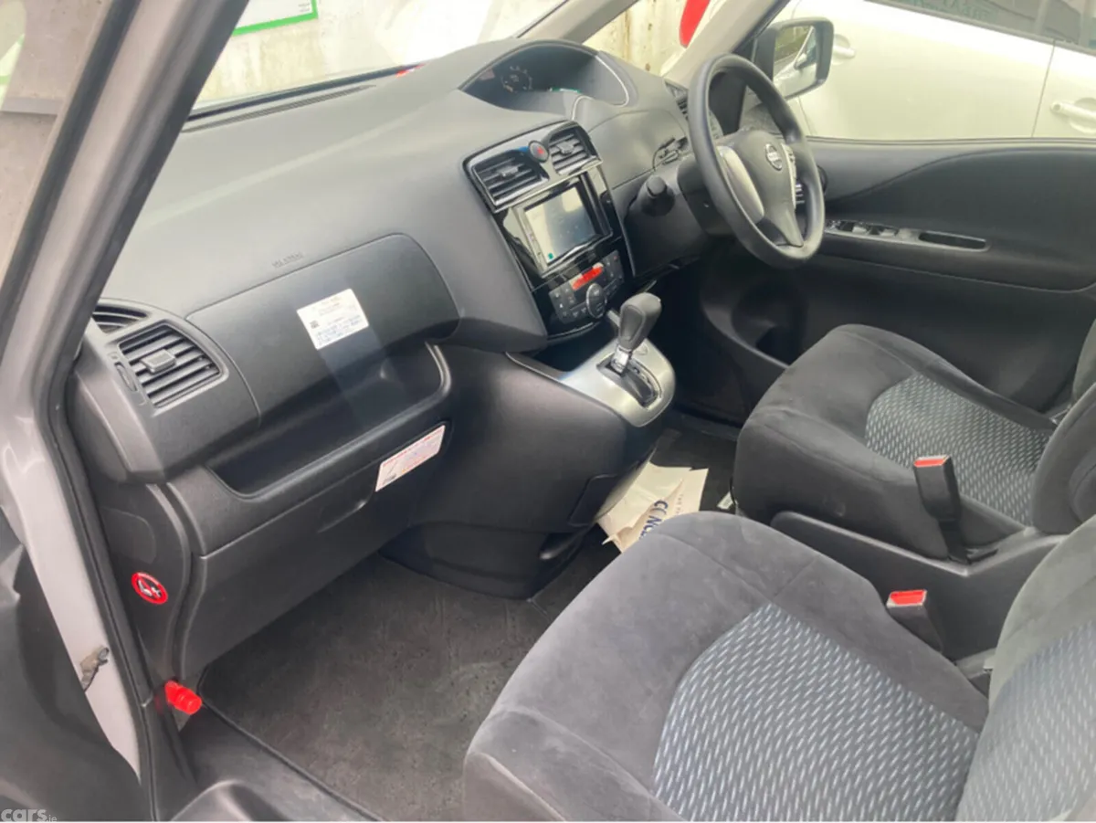 Nissan Serena MPV, Petrol Hybrid, 2016, Silver