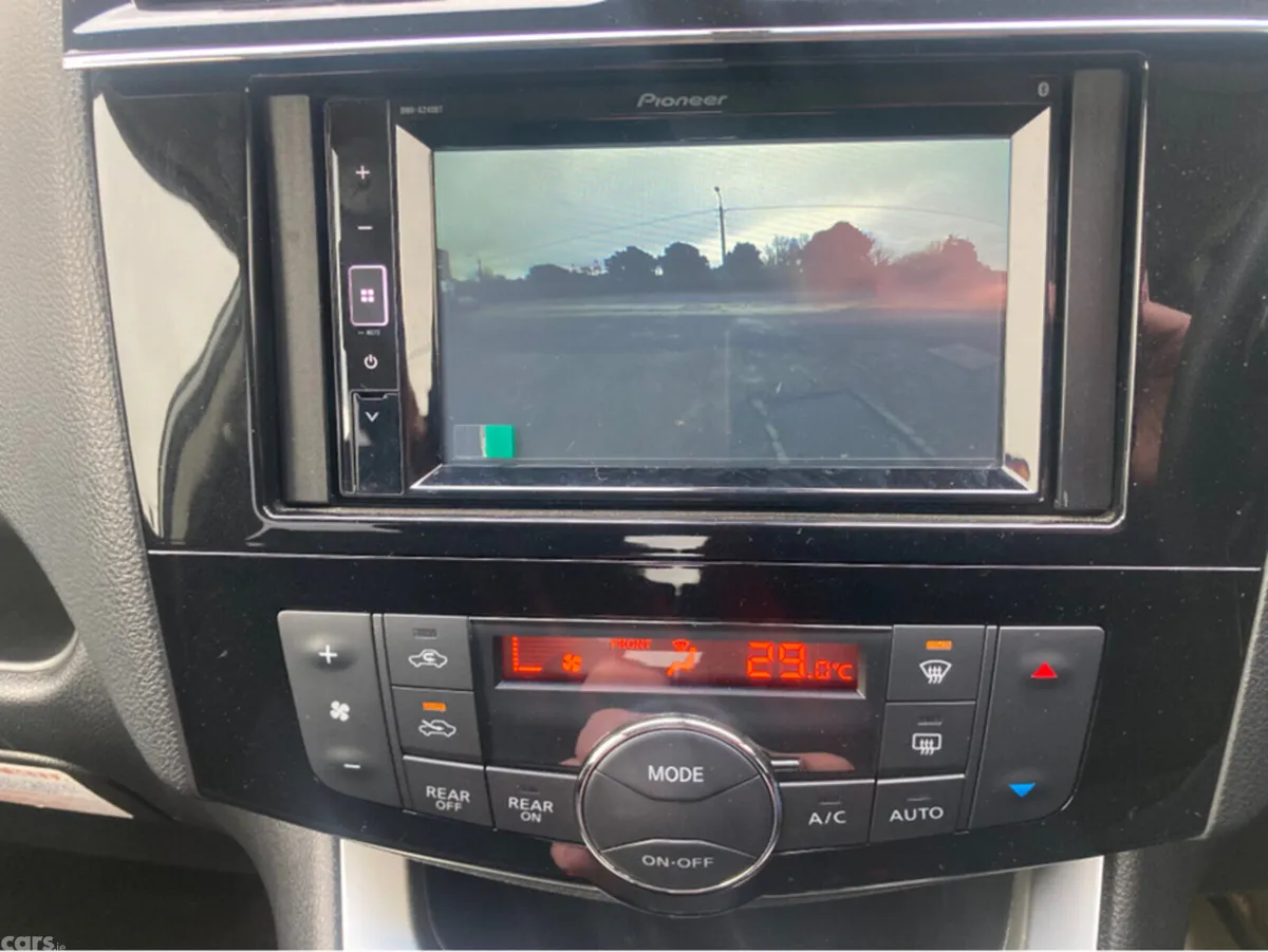 Nissan Serena MPV, Petrol Hybrid, 2016, Silver
