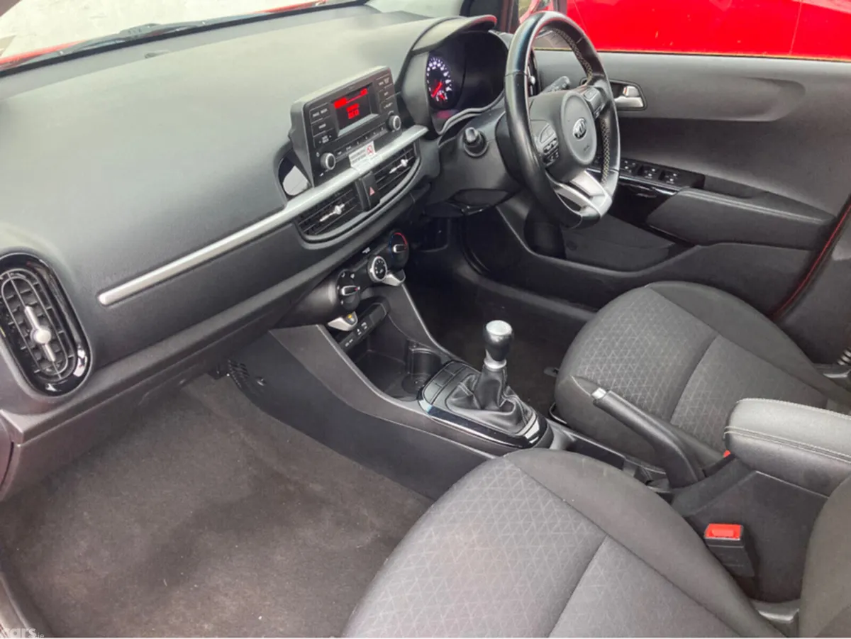 Kia Picanto Hatchback, Petrol, 2019, Red
