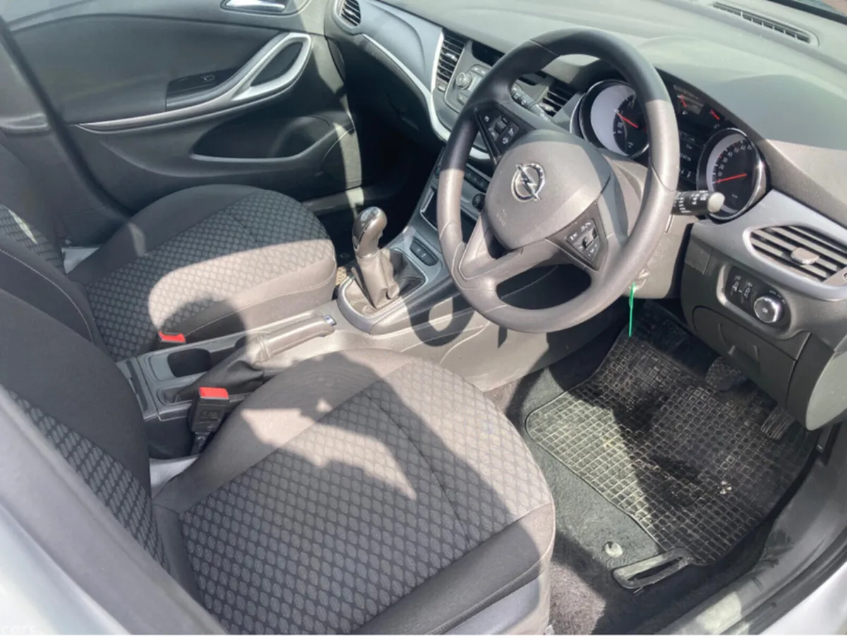 Opel Astra Hatchback, Petrol, 2019, Grey