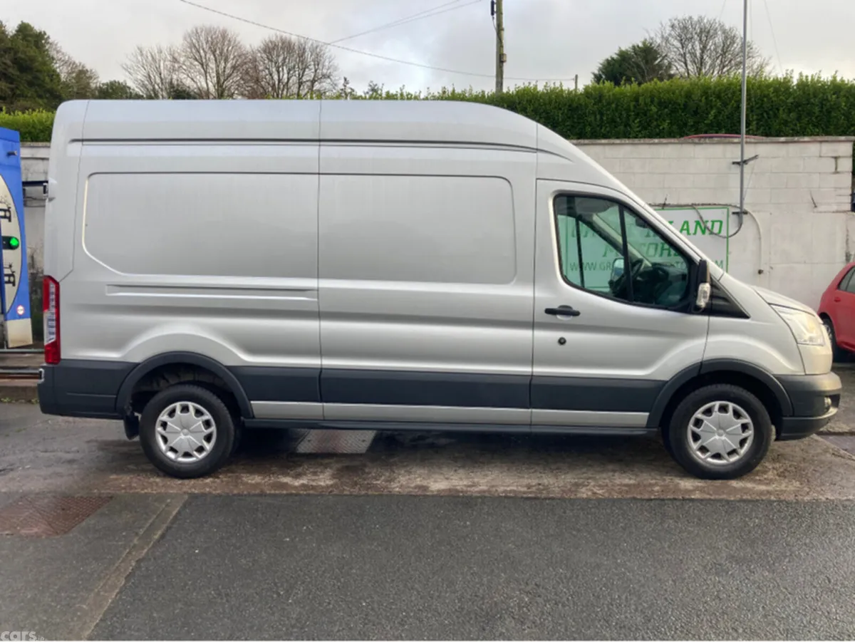 Ford Tourneo Hatchback, Diesel, 2020, Silver
