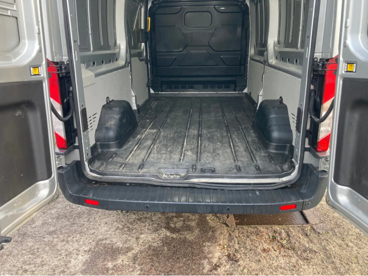 Ford Tourneo Hatchback, Diesel, 2020, Silver