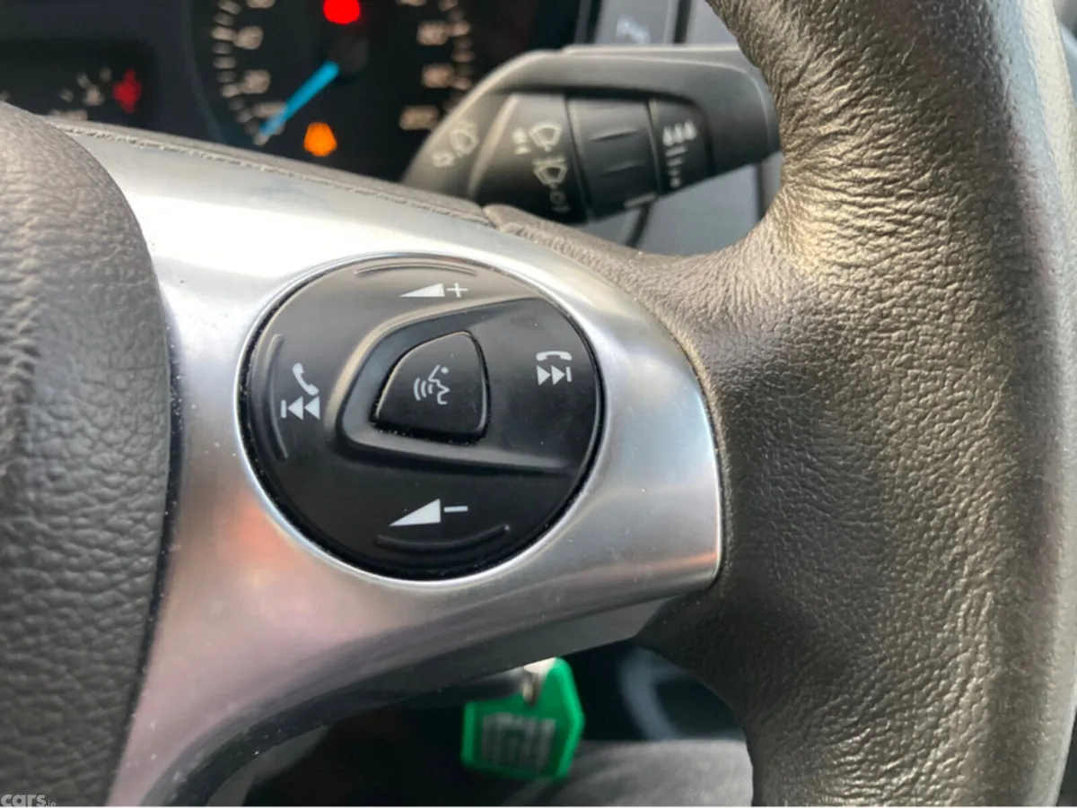 Ford Tourneo Hatchback, Diesel, 2020, Silver