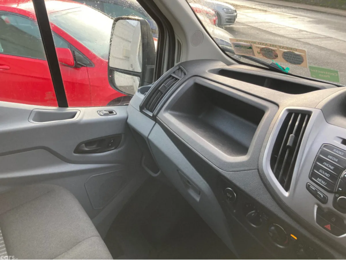 Ford Tourneo Hatchback, Diesel, 2020, Silver