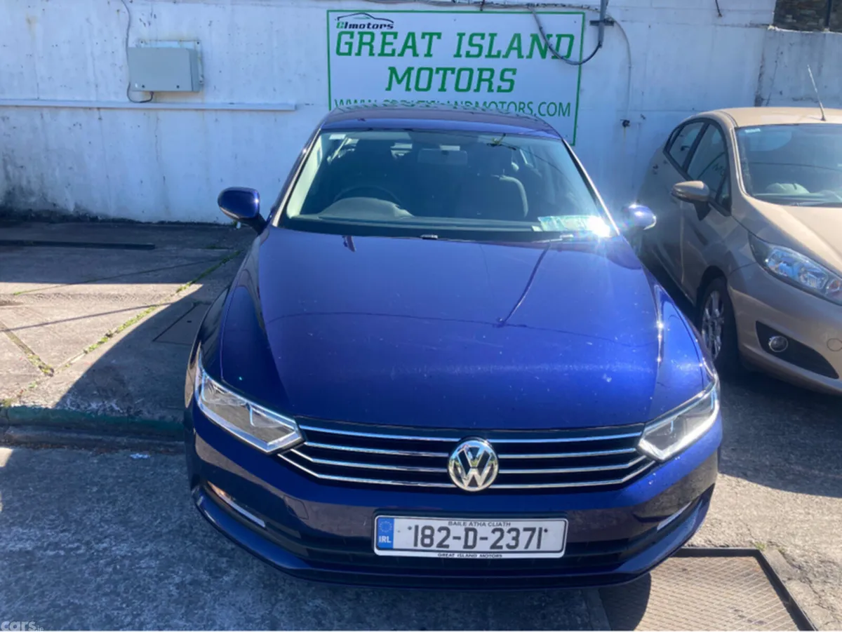 Volkswagen Passat Saloon, Diesel, 2018, Blue
