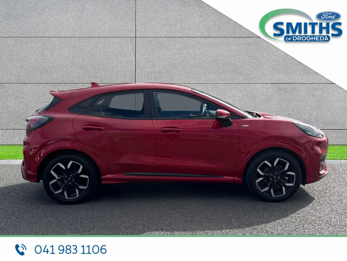 Ford Puma MPV, Petrol Hybrid, 2022, Red