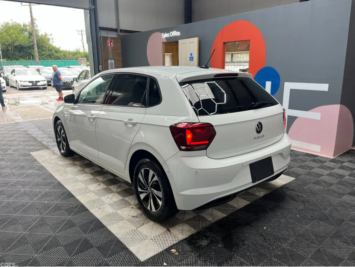 Volkswagen Polo Hatchback, Petrol, 2021, White