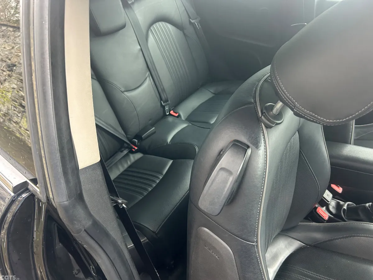 Alfa Romeo Mito MPV, Diesel, 2017, Black