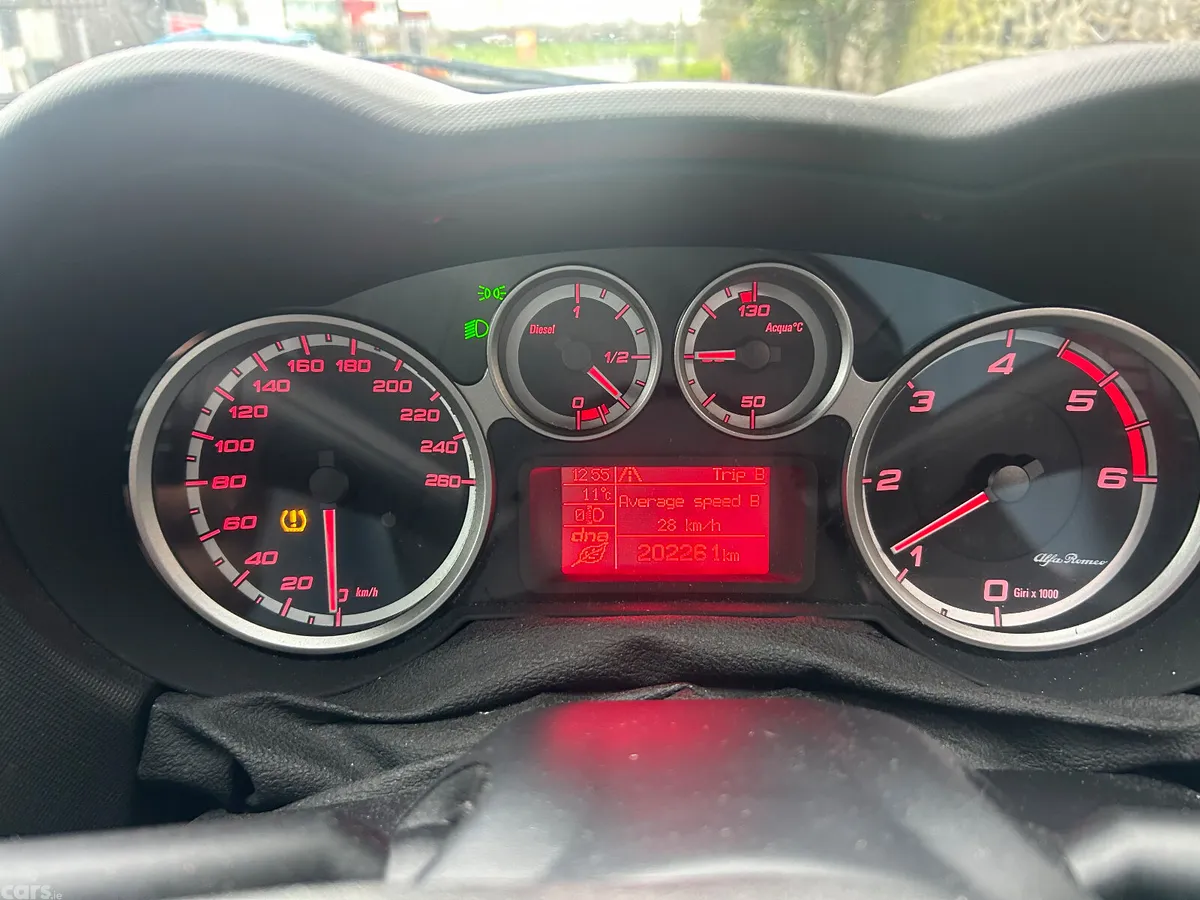 Alfa Romeo Mito MPV, Diesel, 2017, Black