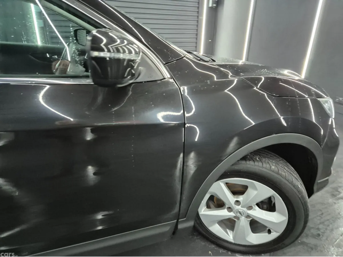 Nissan Qashqai MPV, Diesel, 2019, Black