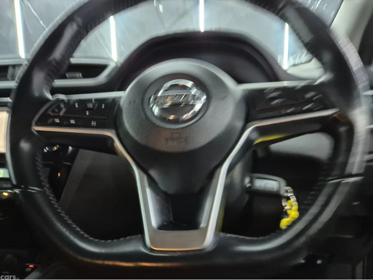 Nissan Qashqai MPV, Diesel, 2019, Black