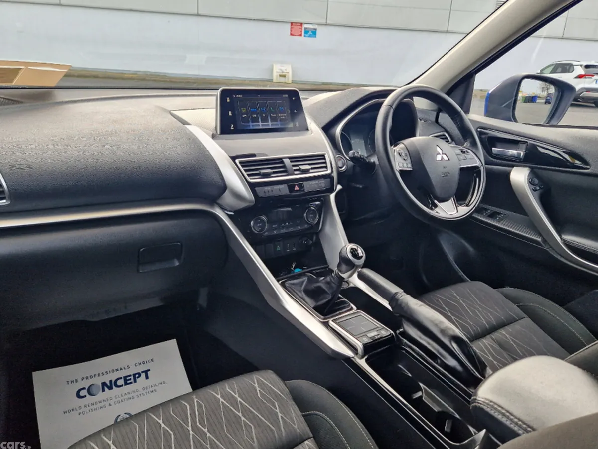 Mitsubishi Eclipse Cross SUV, Petrol, 2020, Blue