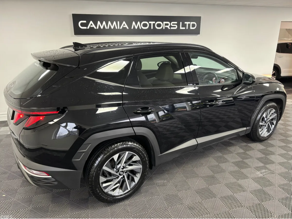 Hyundai Tucson MPV, Diesel, 2023, Black