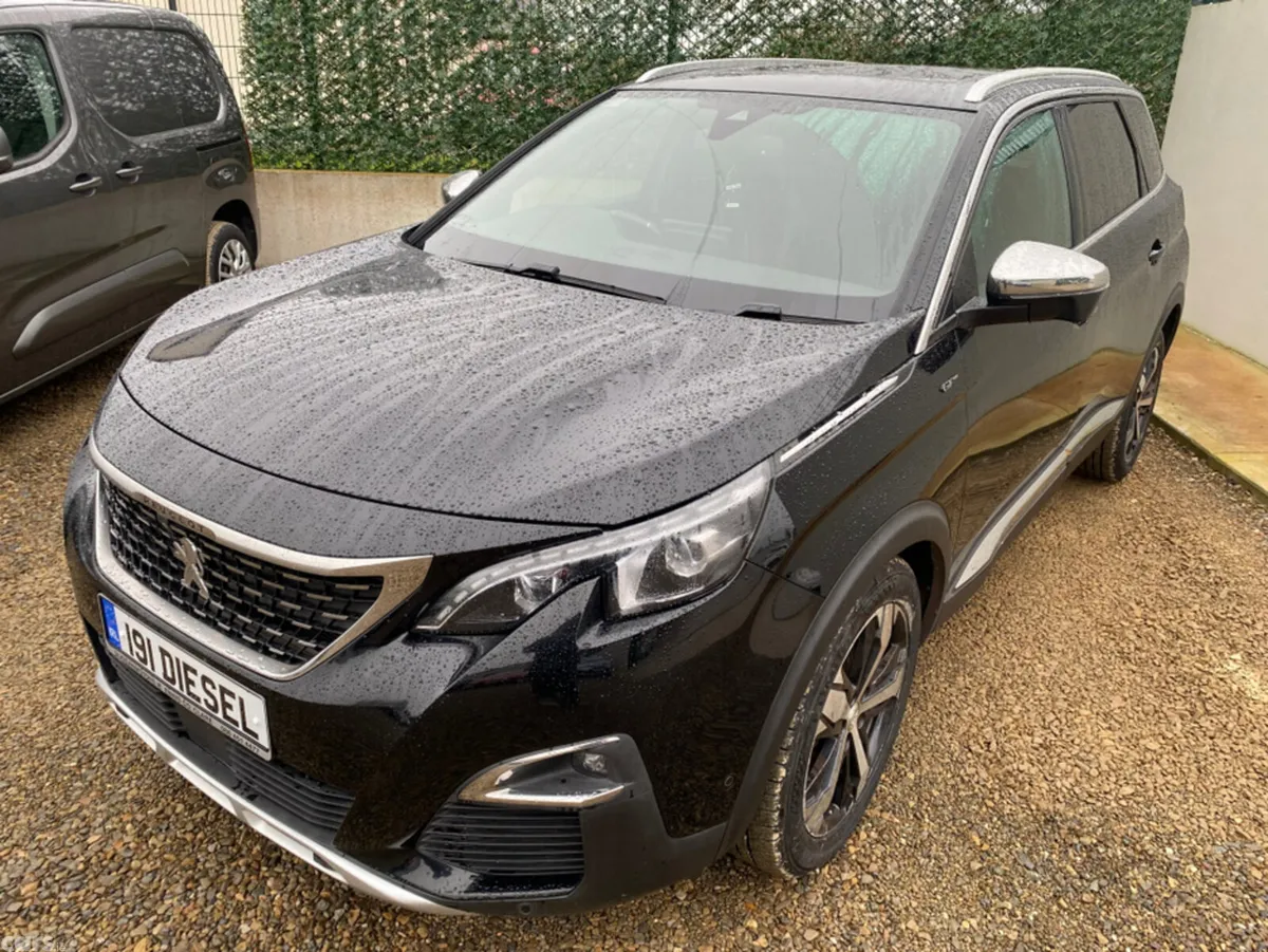 Peugeot 5008 MPV, Diesel, 2019, Black
