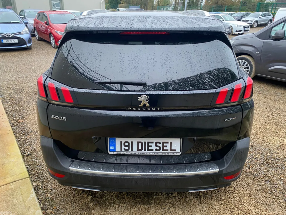 Peugeot 5008 MPV, Diesel, 2019, Black