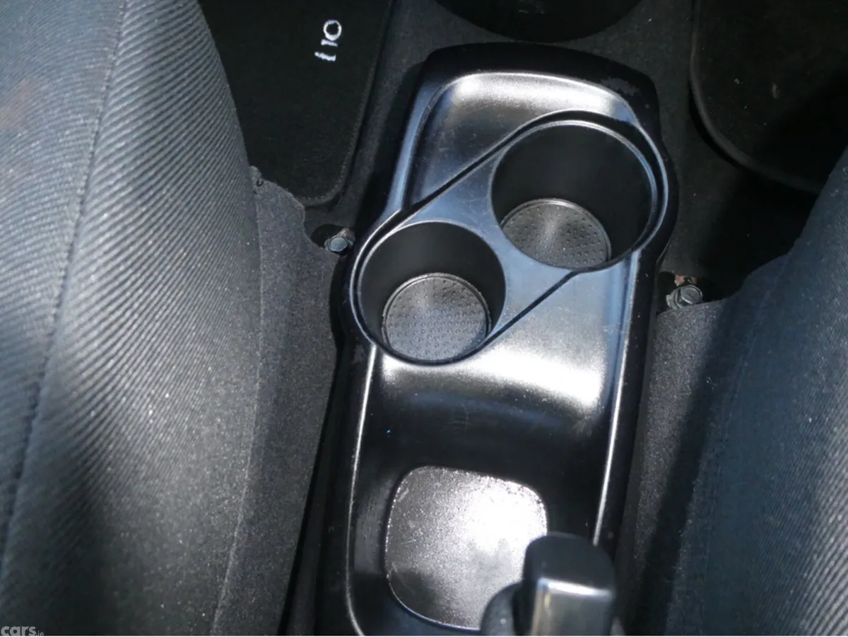 Hyundai i10 Hatchback, Petrol, 2014, Grey