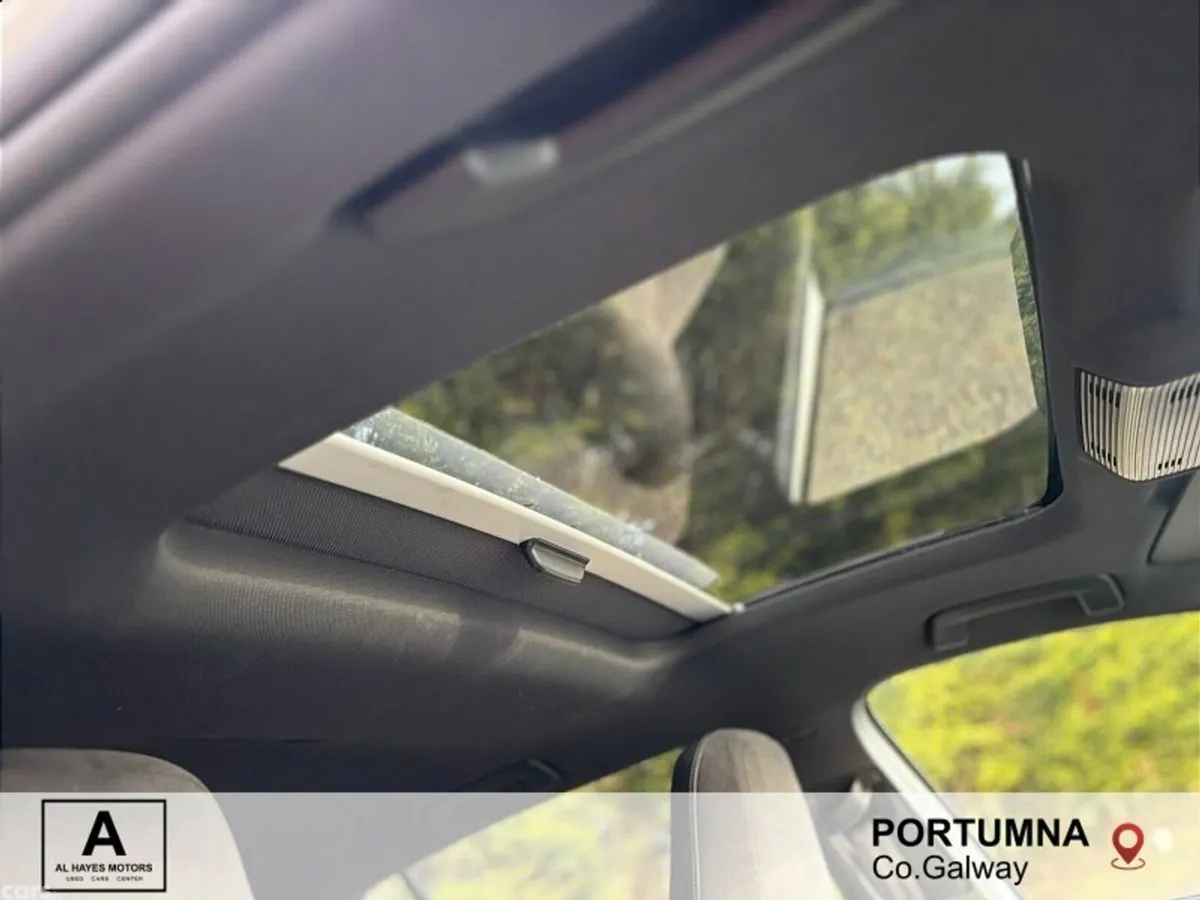 Volkswagen Golf Hatchback, Diesel, 2025, White