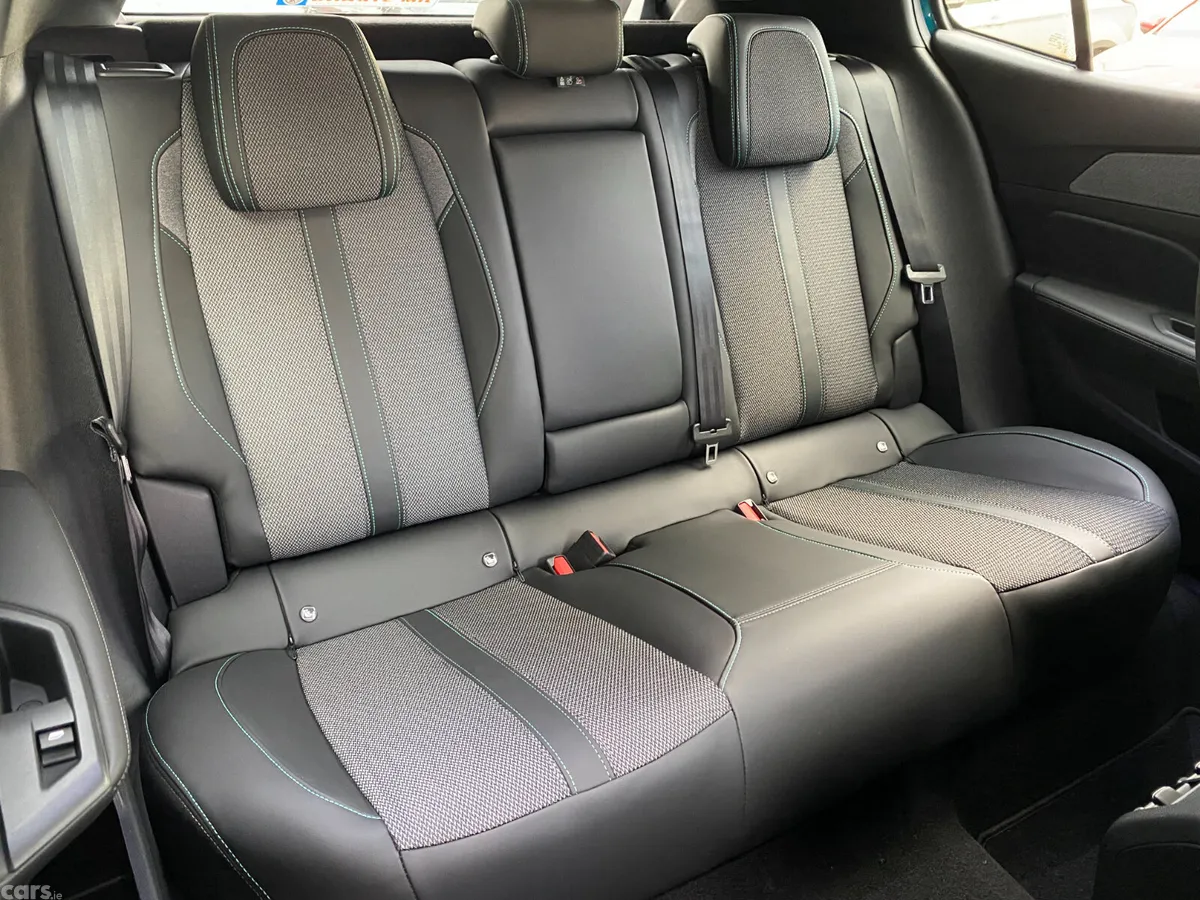 Peugeot 408 Hatchback, Petrol, 2026, Blue