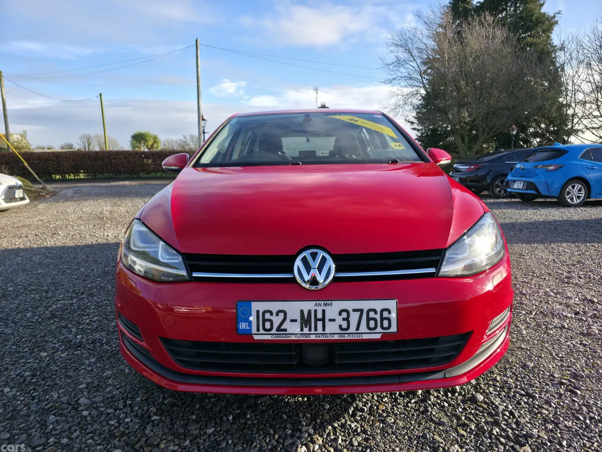 Volkswagen Golf Hatchback, Petrol, 2016, Red