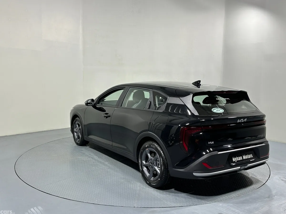Kia K4 Hatchback, Petrol, 2026, Black