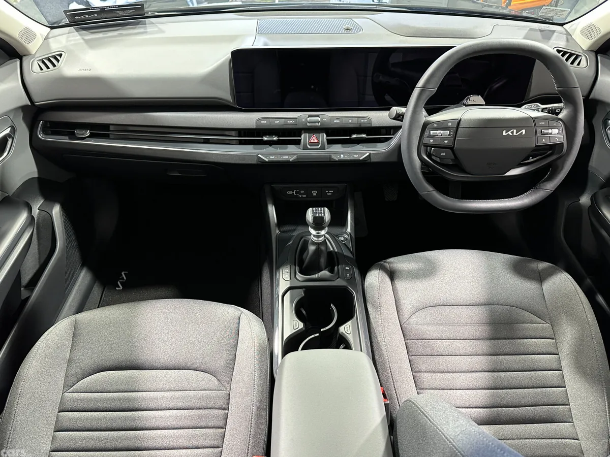 Kia K4 Hatchback, Petrol, 2026, Black