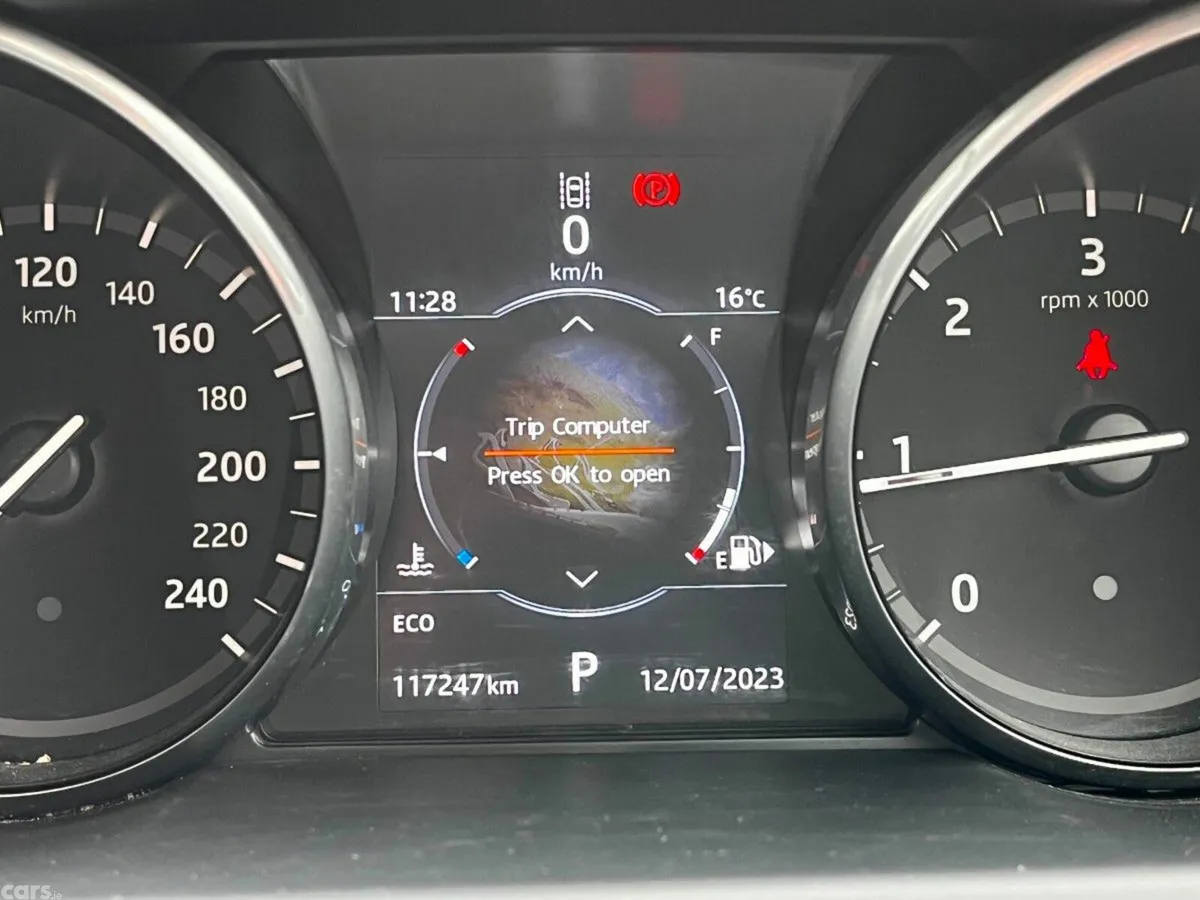 Land Rover Discovery Sport SUV, Diesel, 2018, Grey