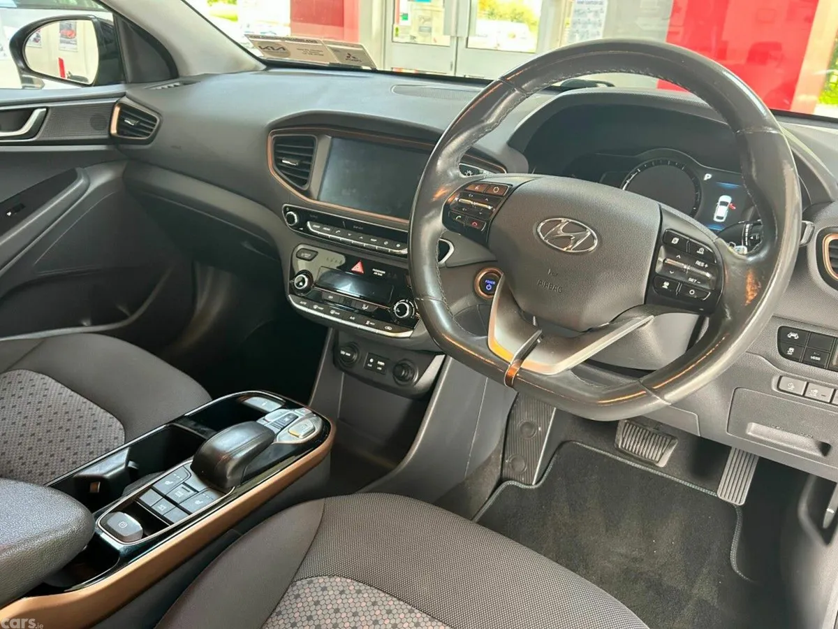 Hyundai IONIQ Saloon, Electric, 2017, Black