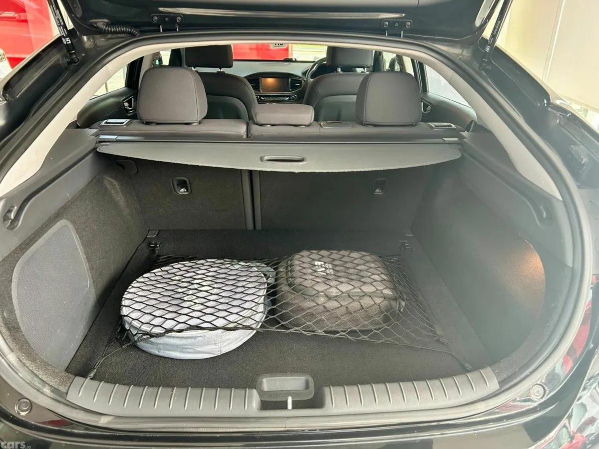 Hyundai IONIQ Saloon, Electric, 2017, Black