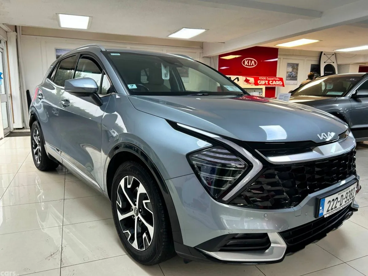 Kia Sportage MPV, Diesel, 2022, Silver
